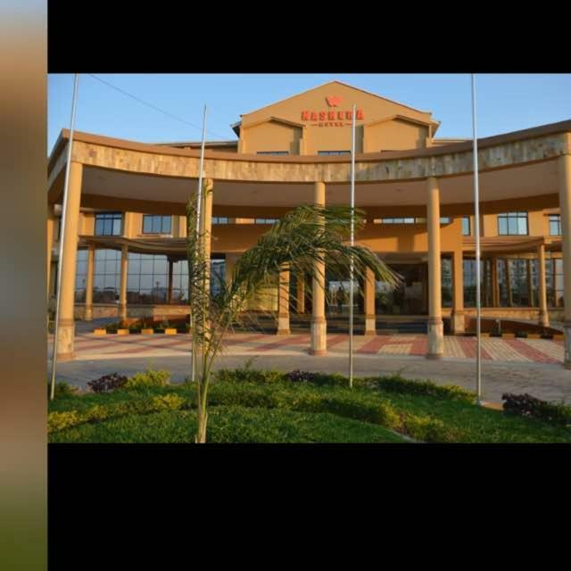Nashera Hotel Dodoma Exteriör bild